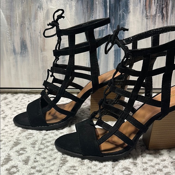 Qupid Black Strappy Heeled Sandals Women's 9 Elegant Evening Heeled Strappy NWOT - Picture 5 of 16